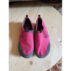 Umi slip on shoes